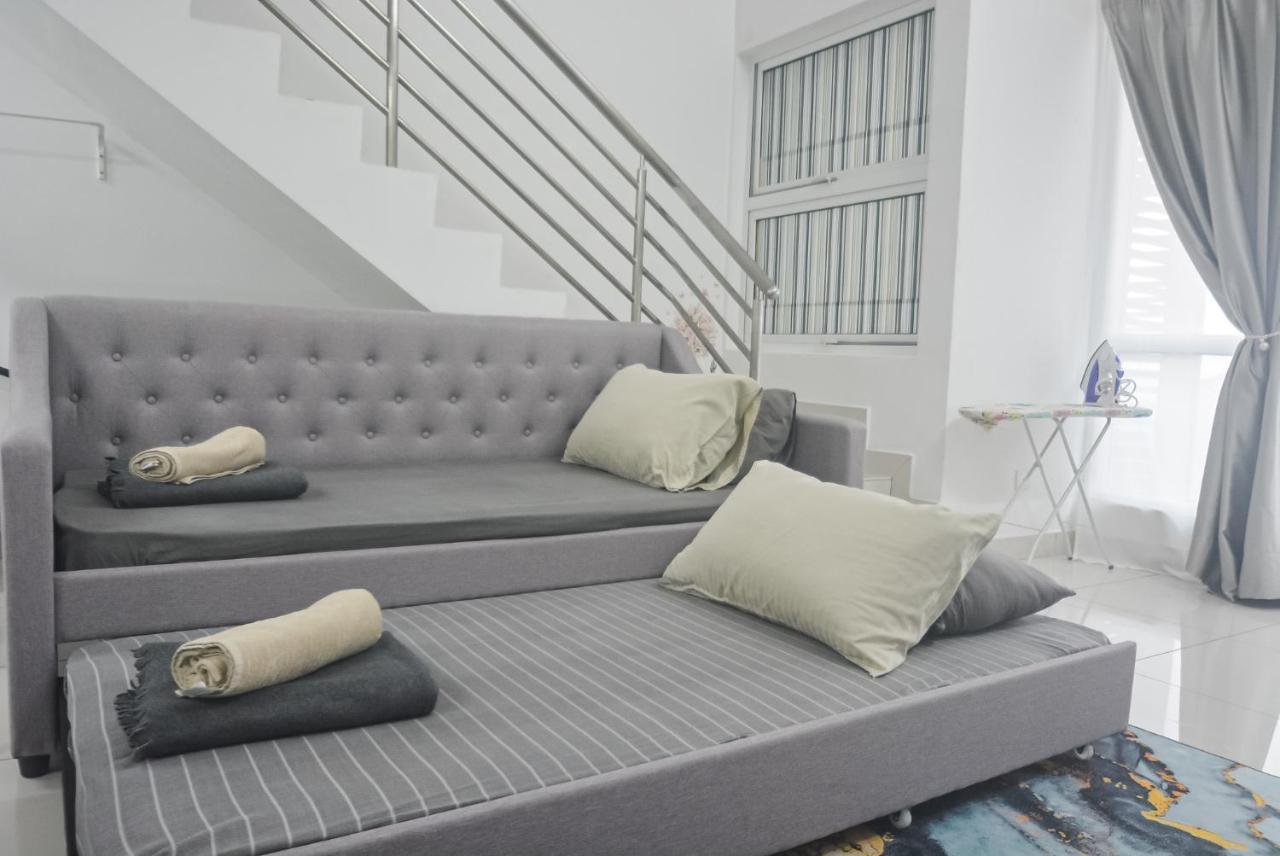 Azfa Duplex Suite At De Centrum Putrajaya Bangi Free Wifi Kajang Zewnętrze zdjęcie