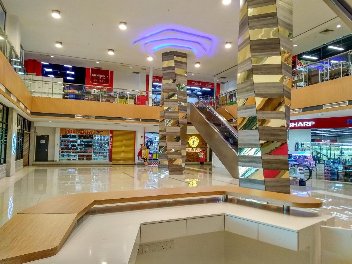 Azfa Duplex Suite At De Centrum Putrajaya Bangi Free Wifi Kajang Zewnętrze zdjęcie