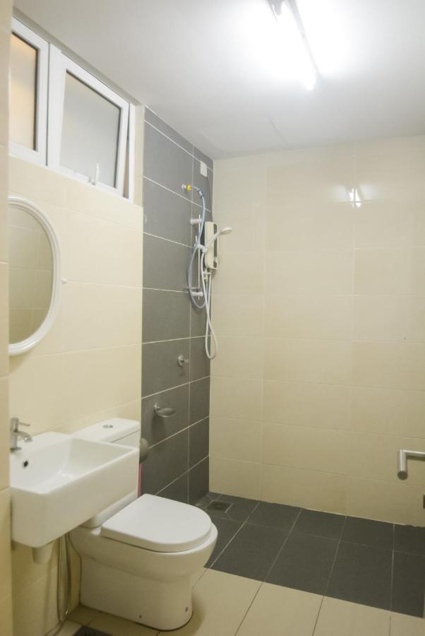 Azfa Duplex Suite At De Centrum Putrajaya Bangi Free Wifi Kajang Zewnętrze zdjęcie