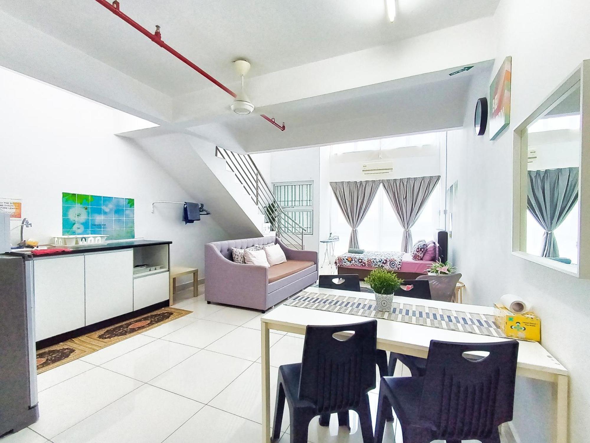 Azfa Duplex Suite At De Centrum Putrajaya Bangi Free Wifi Kajang Zewnętrze zdjęcie