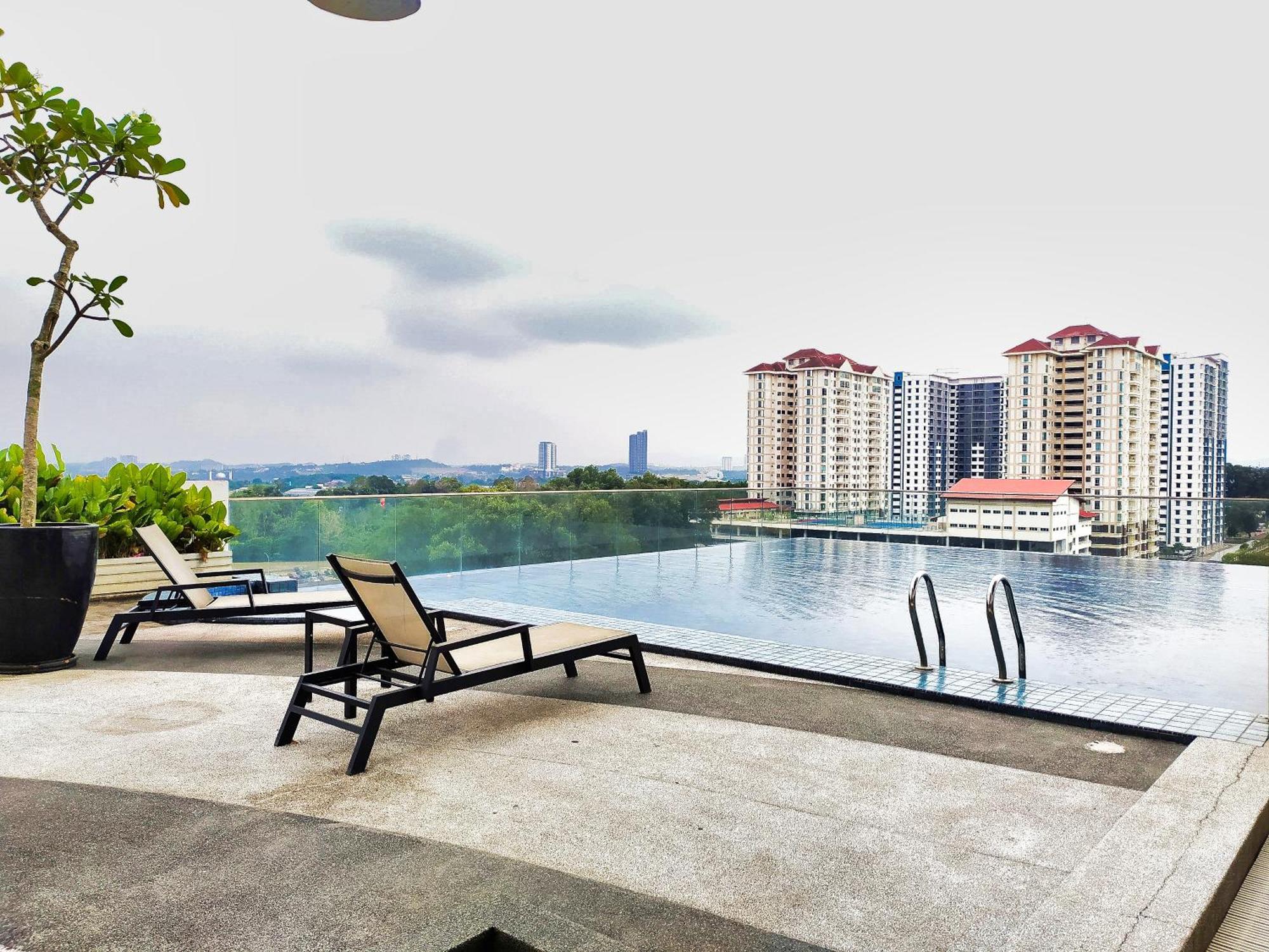 Azfa Duplex Suite At De Centrum Putrajaya Bangi Free Wifi Kajang Zewnętrze zdjęcie